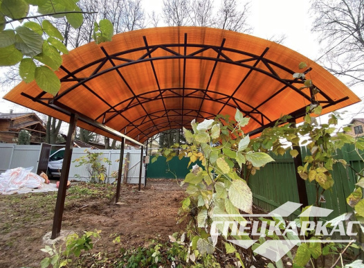 Металлический навес для машины с покрытием из сотового поликарбоната №76 - фото 1711